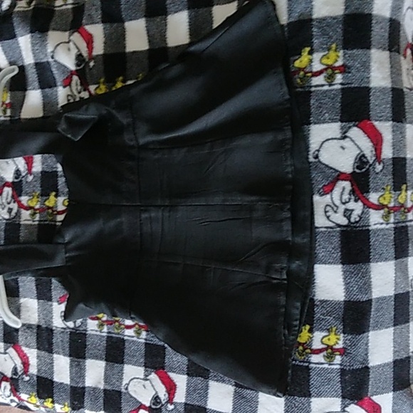 Top - Picture 3 of 3